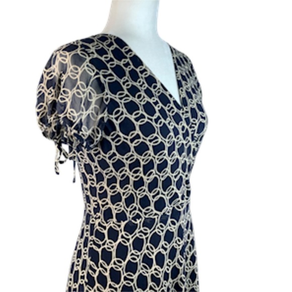 Adrianna Papell Silk Dress 6 Scalloped Flutter Hem - Picture 7 of 12